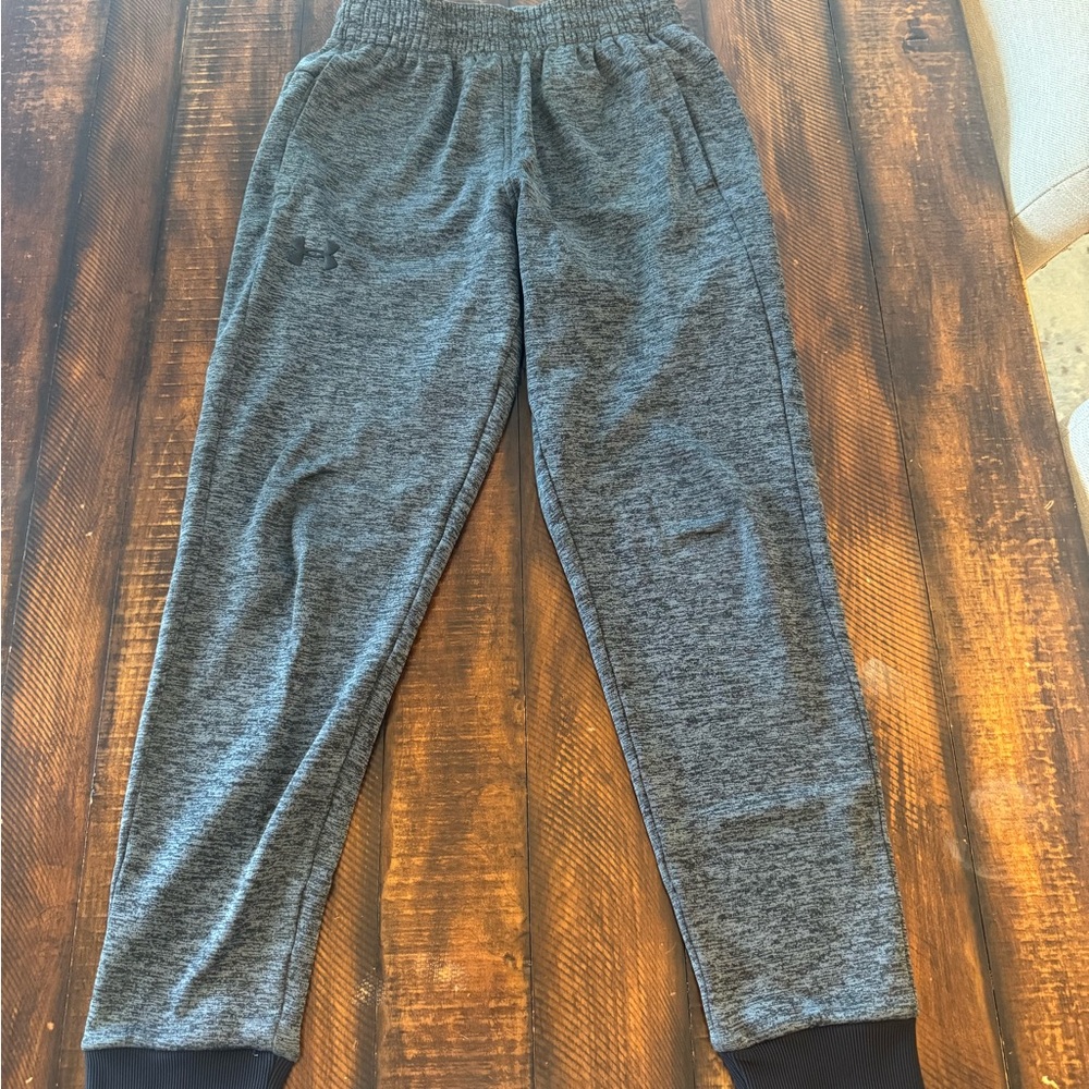 Under Armour Men's Gray Heather Jogger Sweatpants